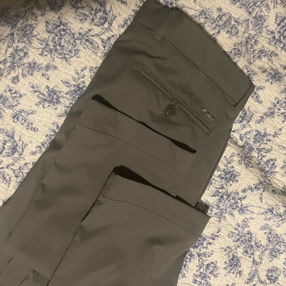 Brand new 32x32 RLX Ralph Lauren golf pants in gray - Picture 2 of 6
